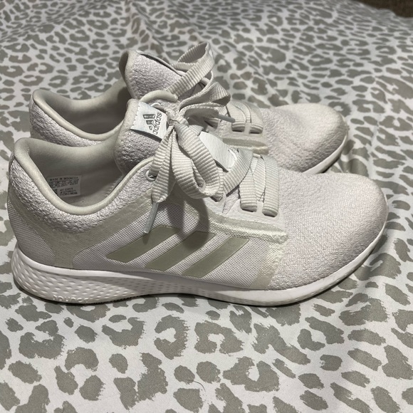 Adidas edge lux Sz 10. Worn a few times. - Picture 1 of 3